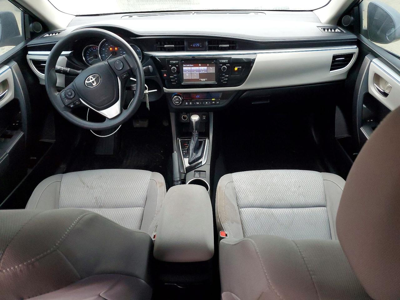 2016 TOYOTA COROLLA L photo 8
