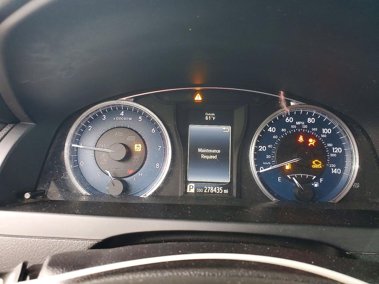 2017 TOYOTA CAMRY LE photo 17