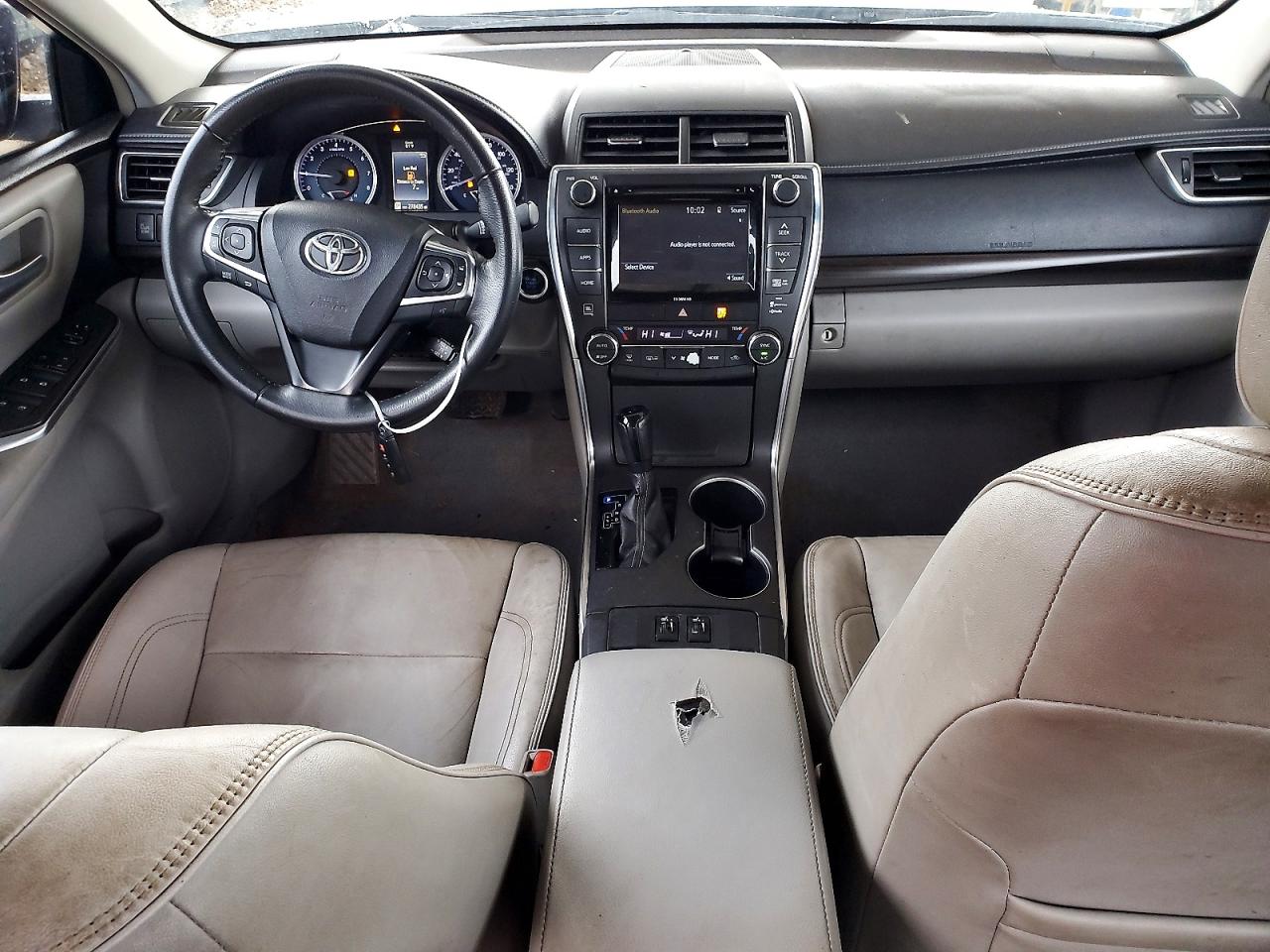 2017 TOYOTA CAMRY LE photo 15