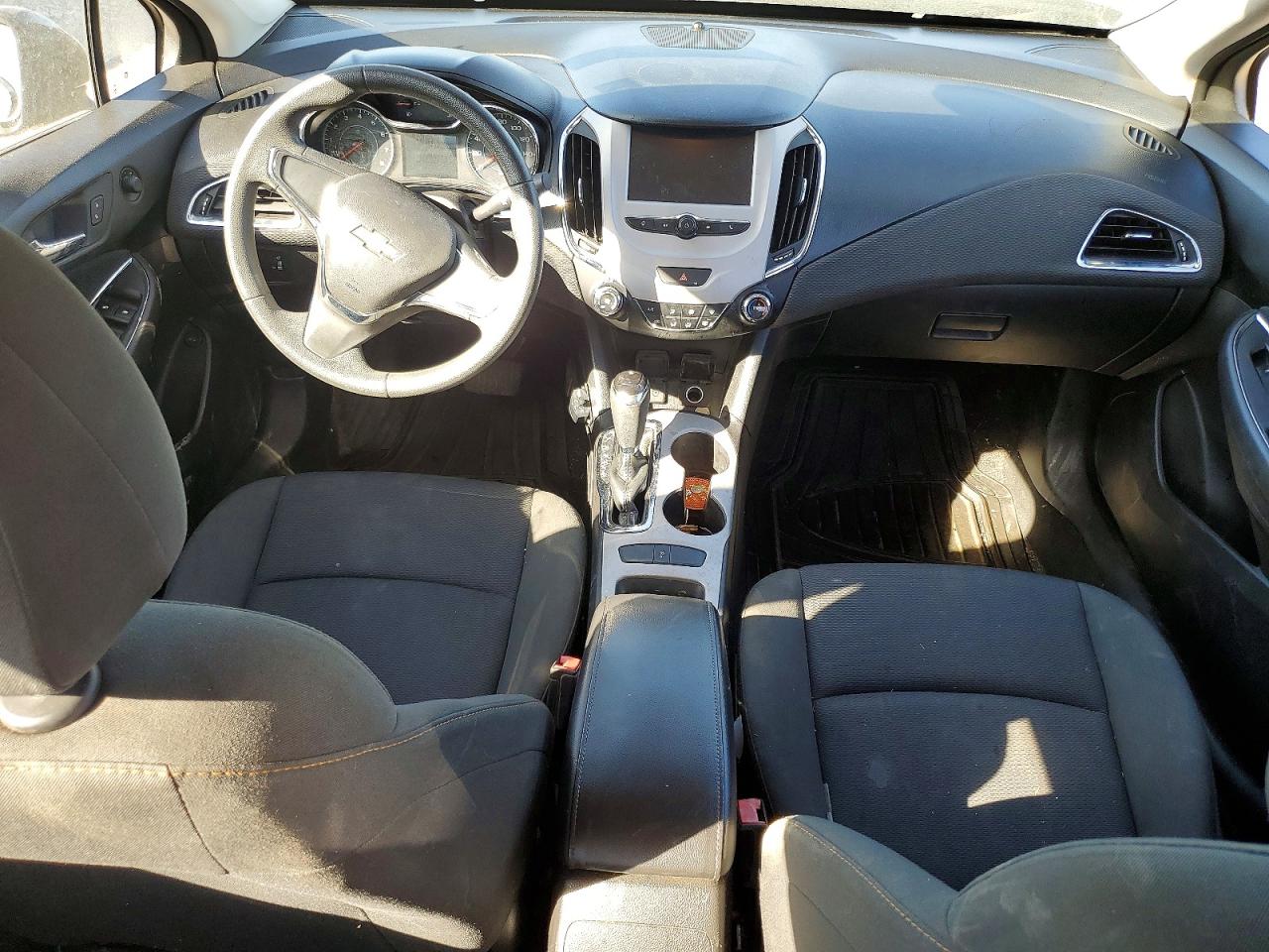 2016 CHEVROLET CRUZE LS photo 22