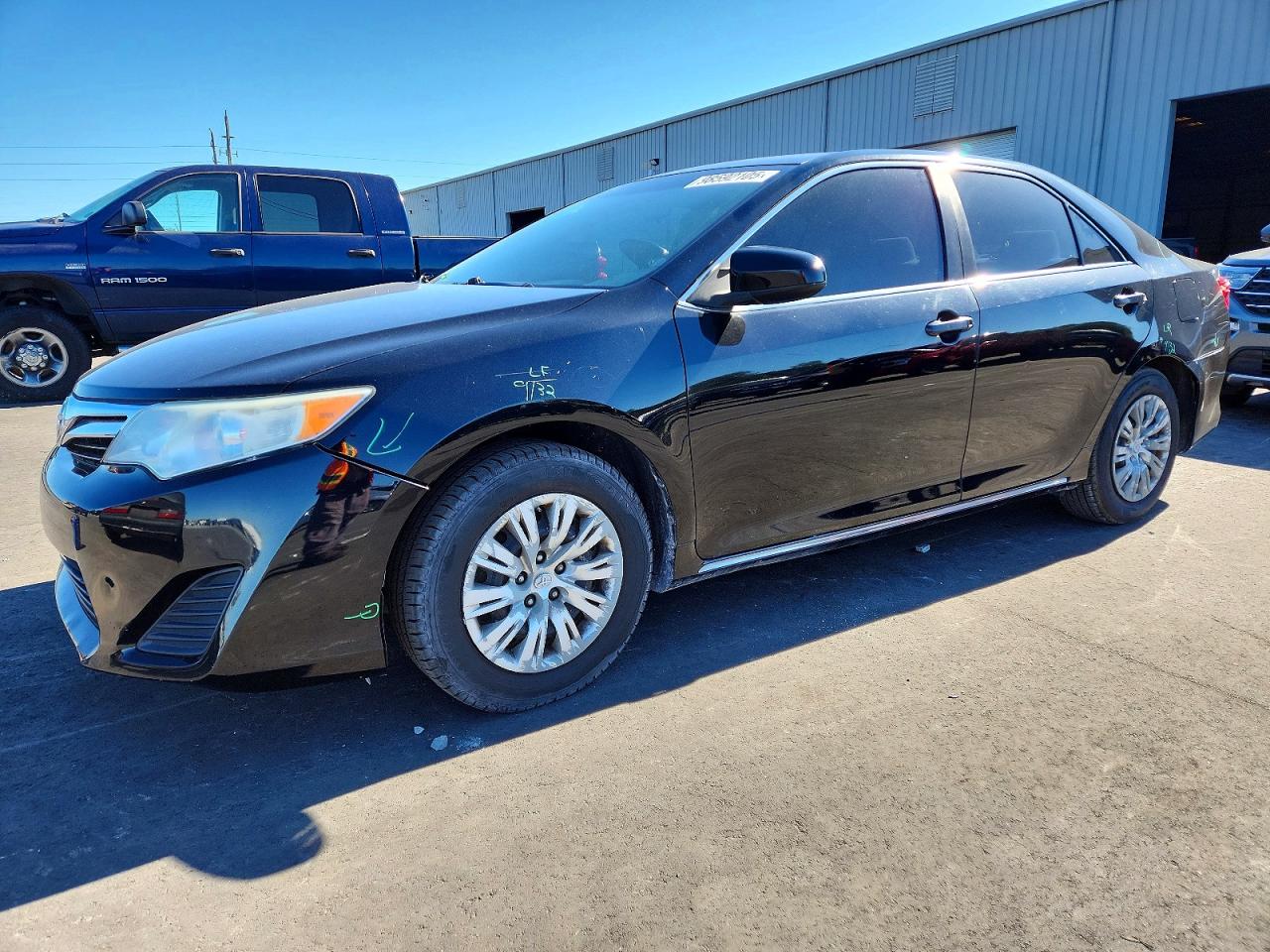2012 TOYOTA CAMRY