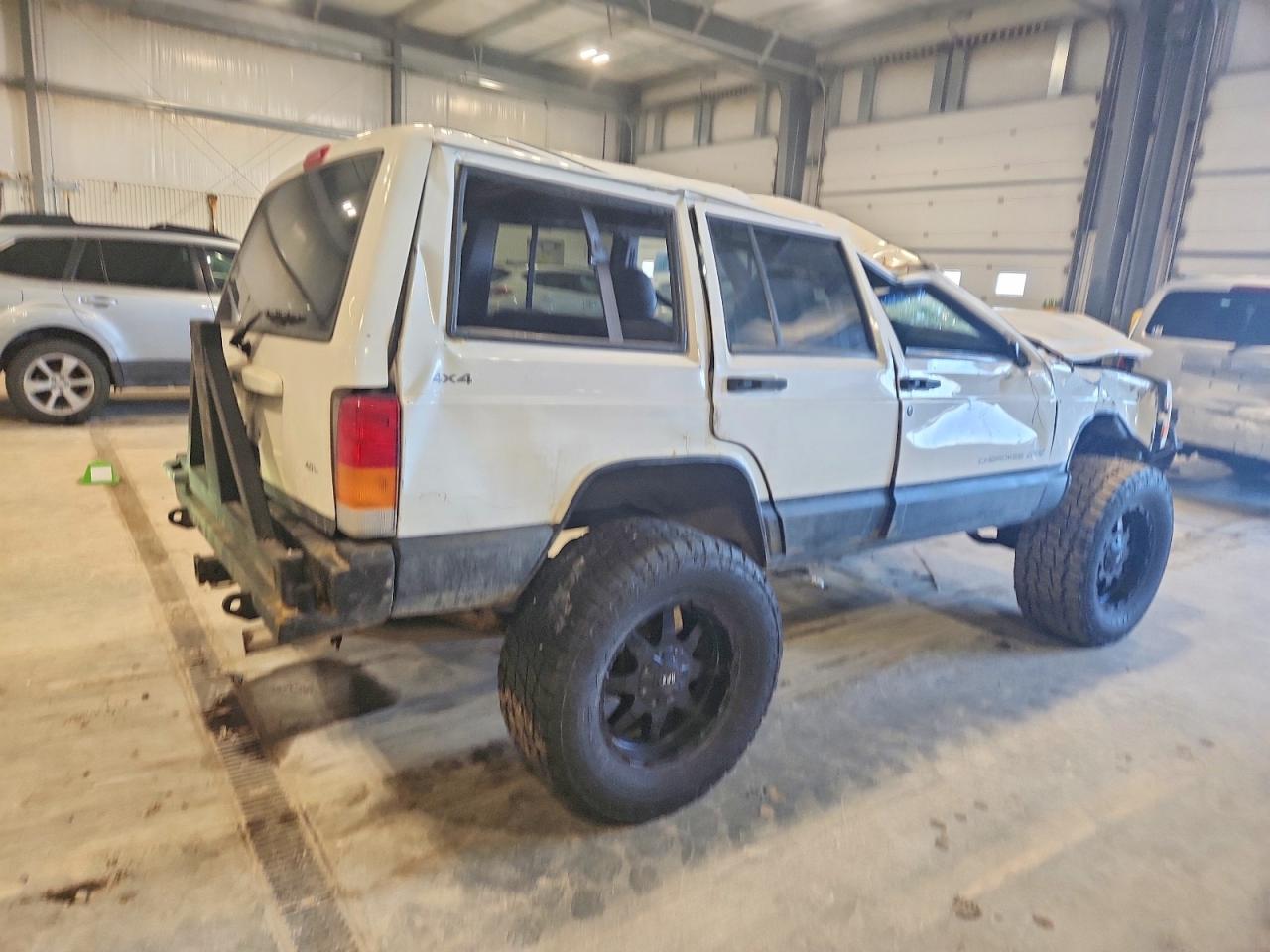 1998 JEEP CHEROKEE SPORT photo 3