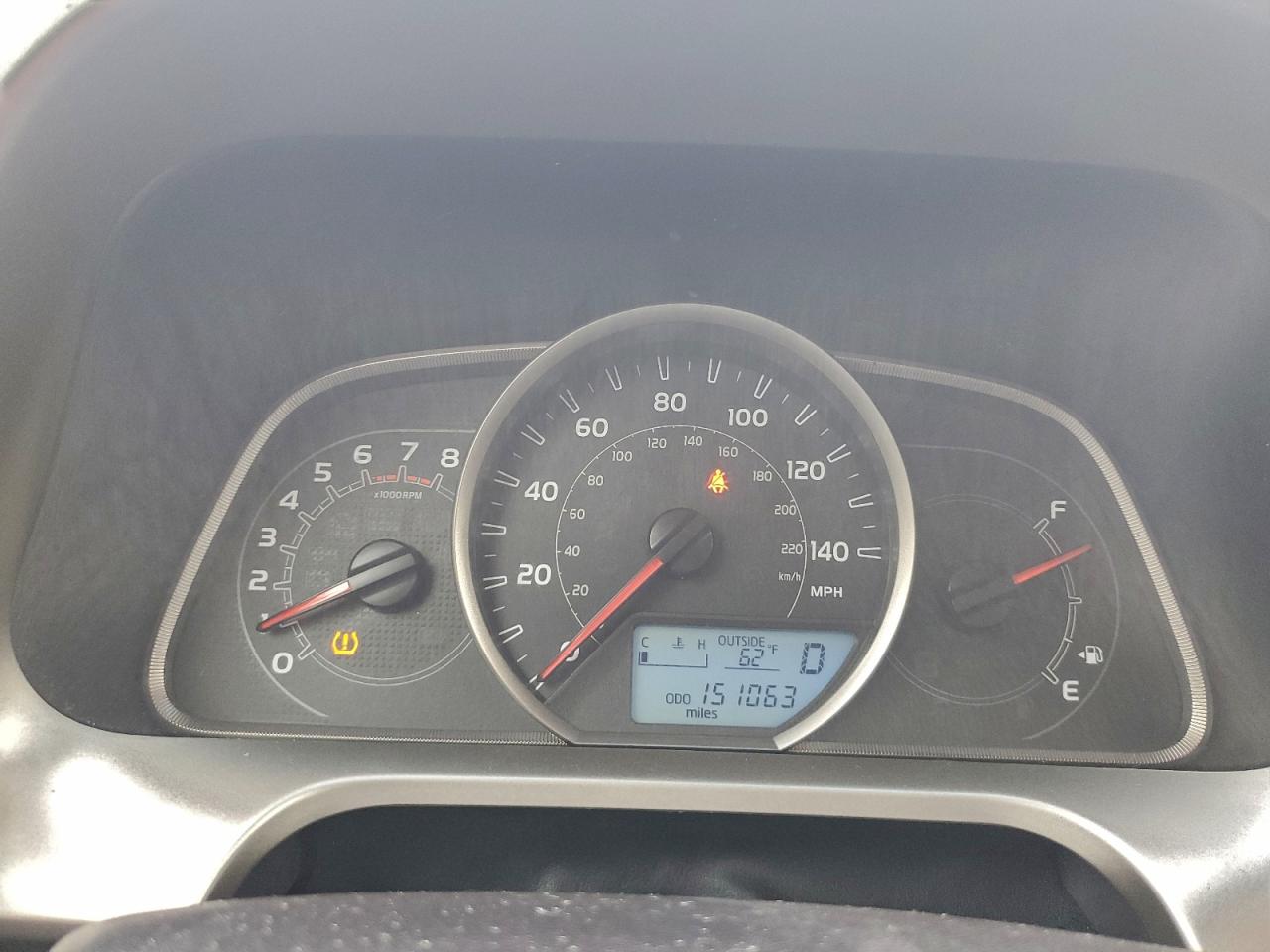 2015 TOYOTA RAV4 XLE photo 9