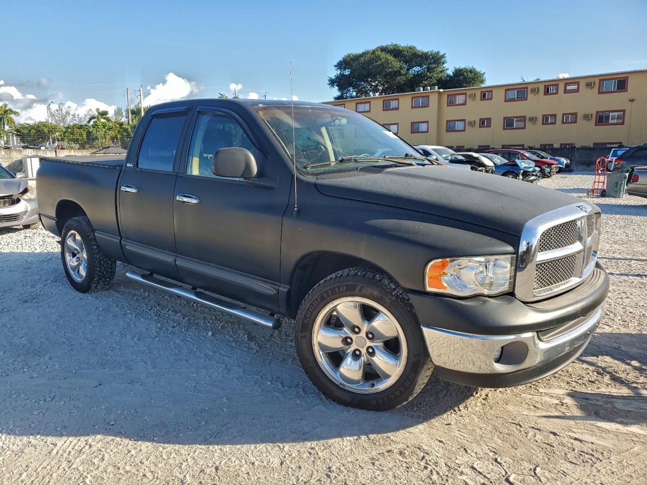 2002 DODGE RAM 1500 photo 4