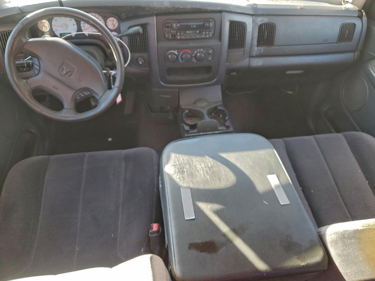 2002 DODGE RAM 1500 photo 8