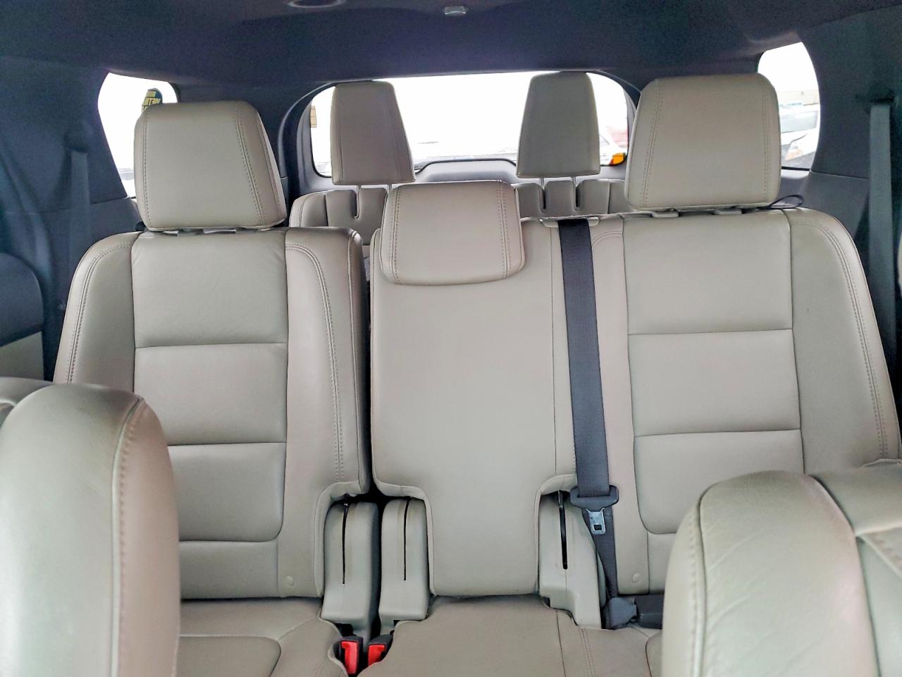 2011 FORD EXPLORER photo 10