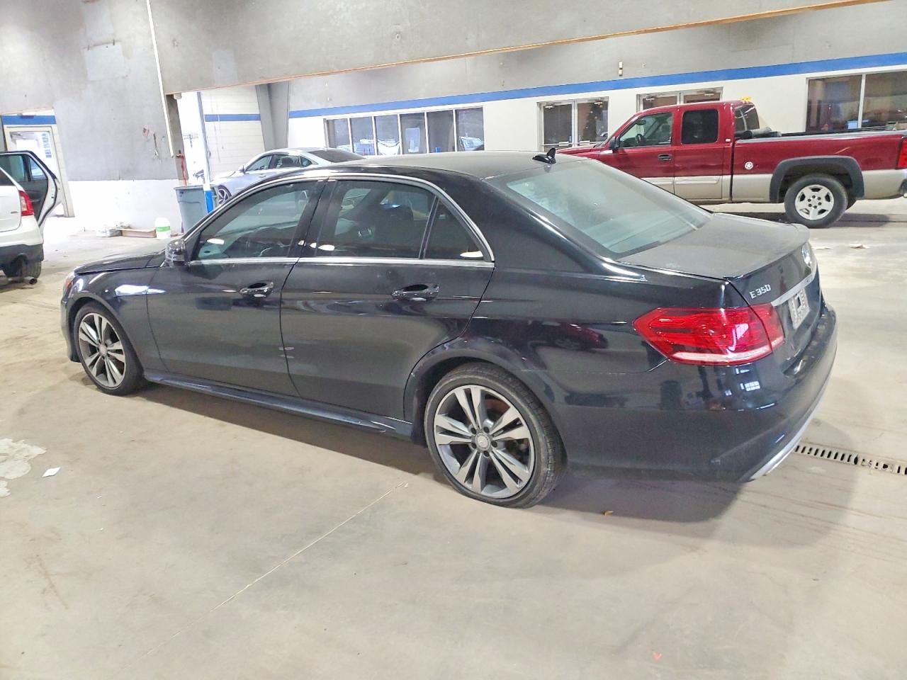 2016 MERCEDES-BENZ E 350 4MATIC photo 2