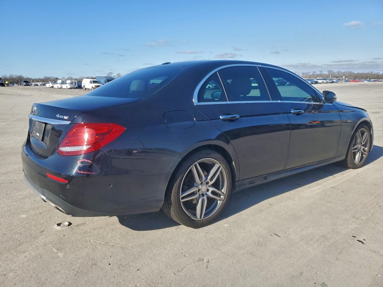 2017 MERCEDES-BENZ E 300 4MATIC photo 3