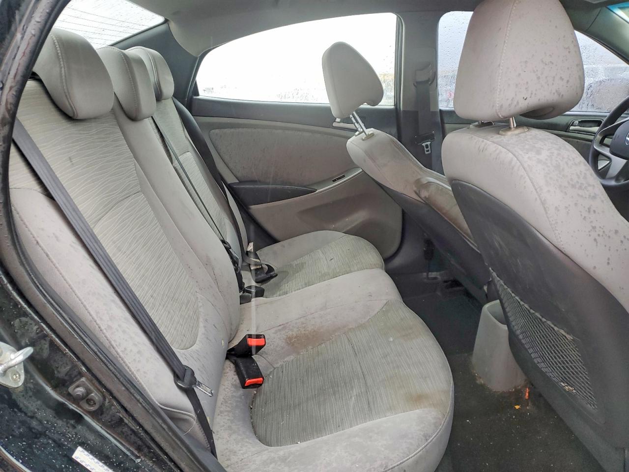 2017 HYUNDAI ACCENT SE photo 10
