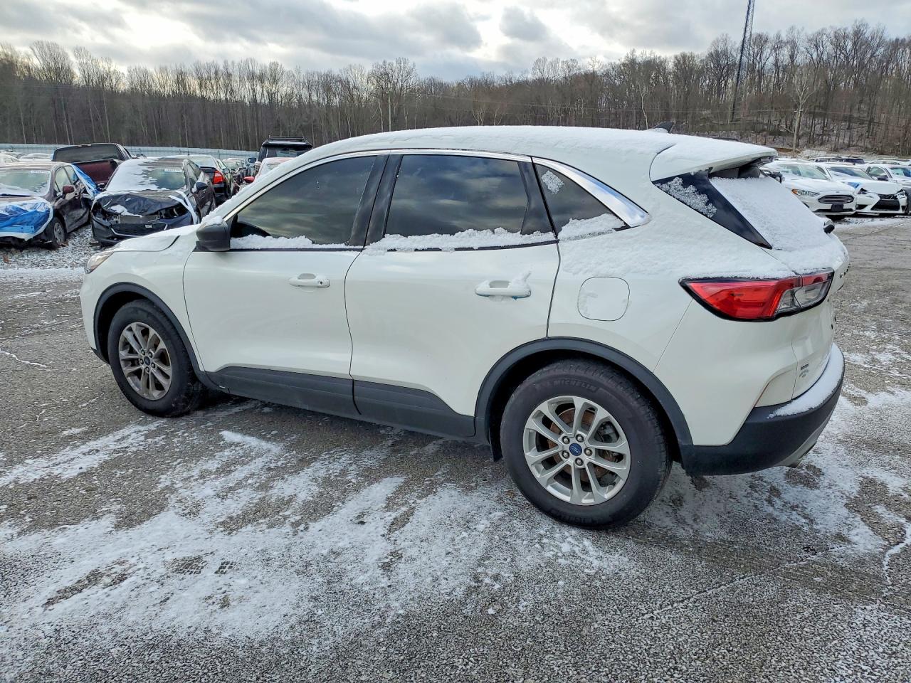 2022 FORD ESCAPE SE photo 5