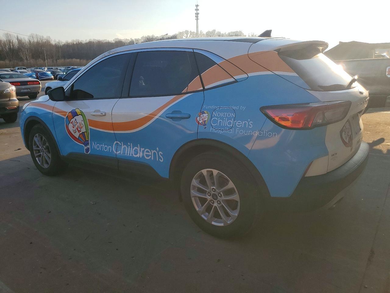 2022 FORD ESCAPE SE photo 4