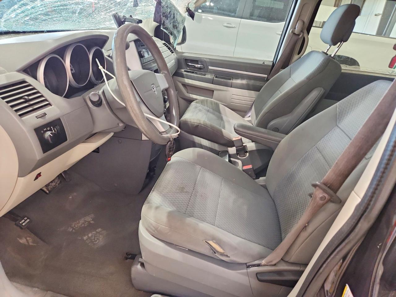 2010 DODGE GRAND CARAVAN SE photo 7