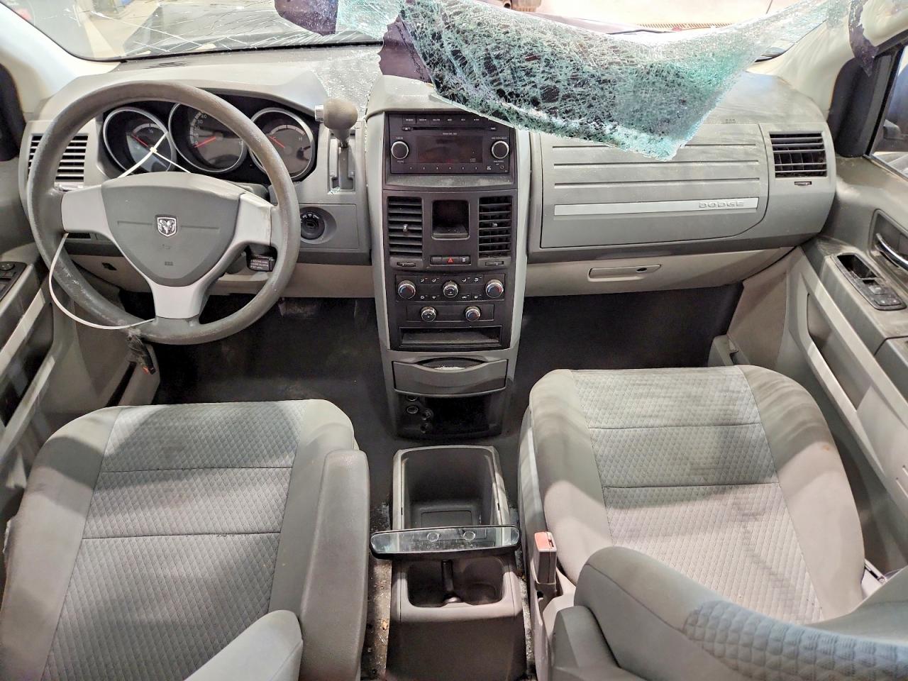 2010 DODGE GRAND CARAVAN SE photo 8