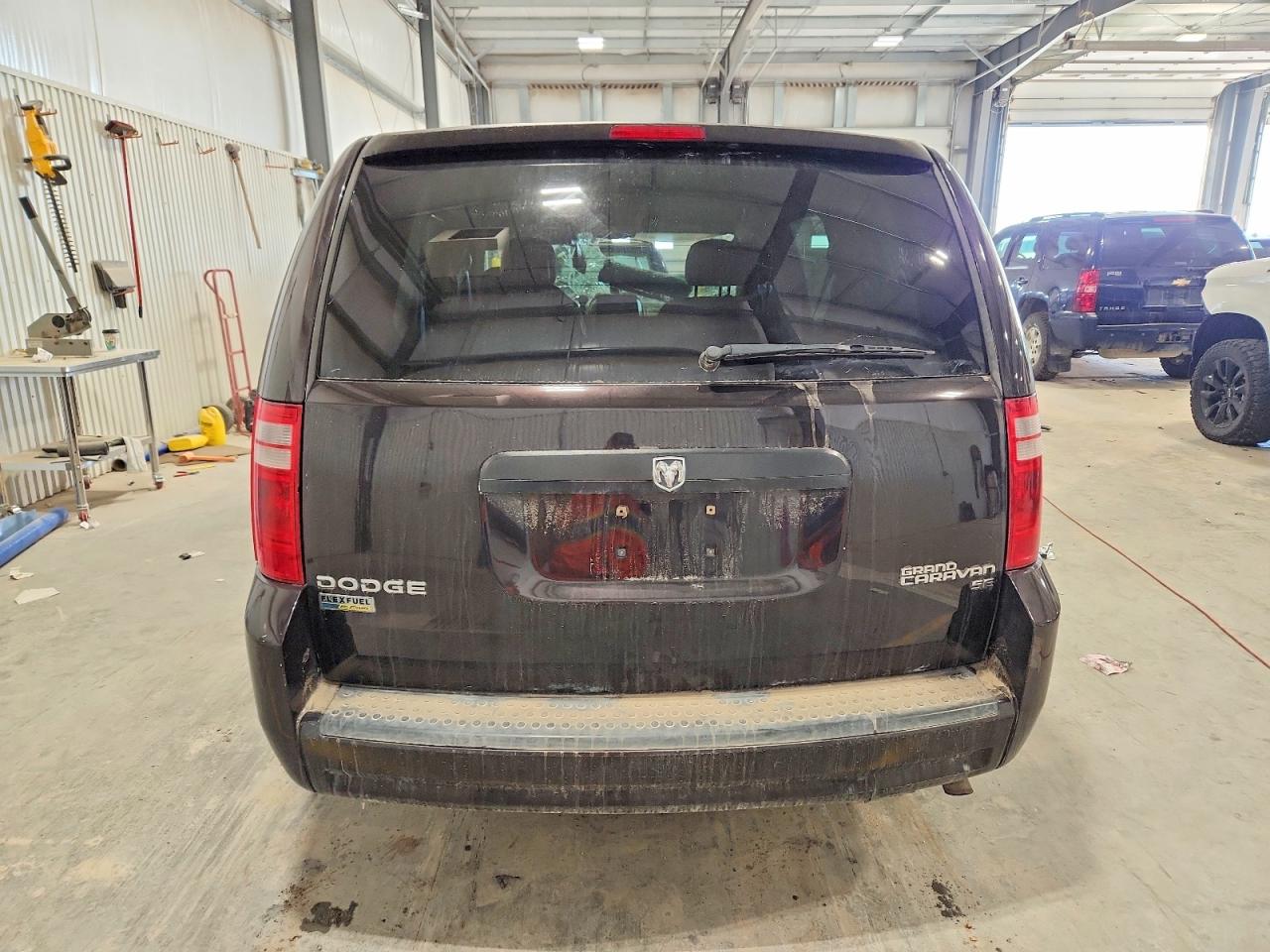 2010 DODGE GRAND CARAVAN SE photo 6
