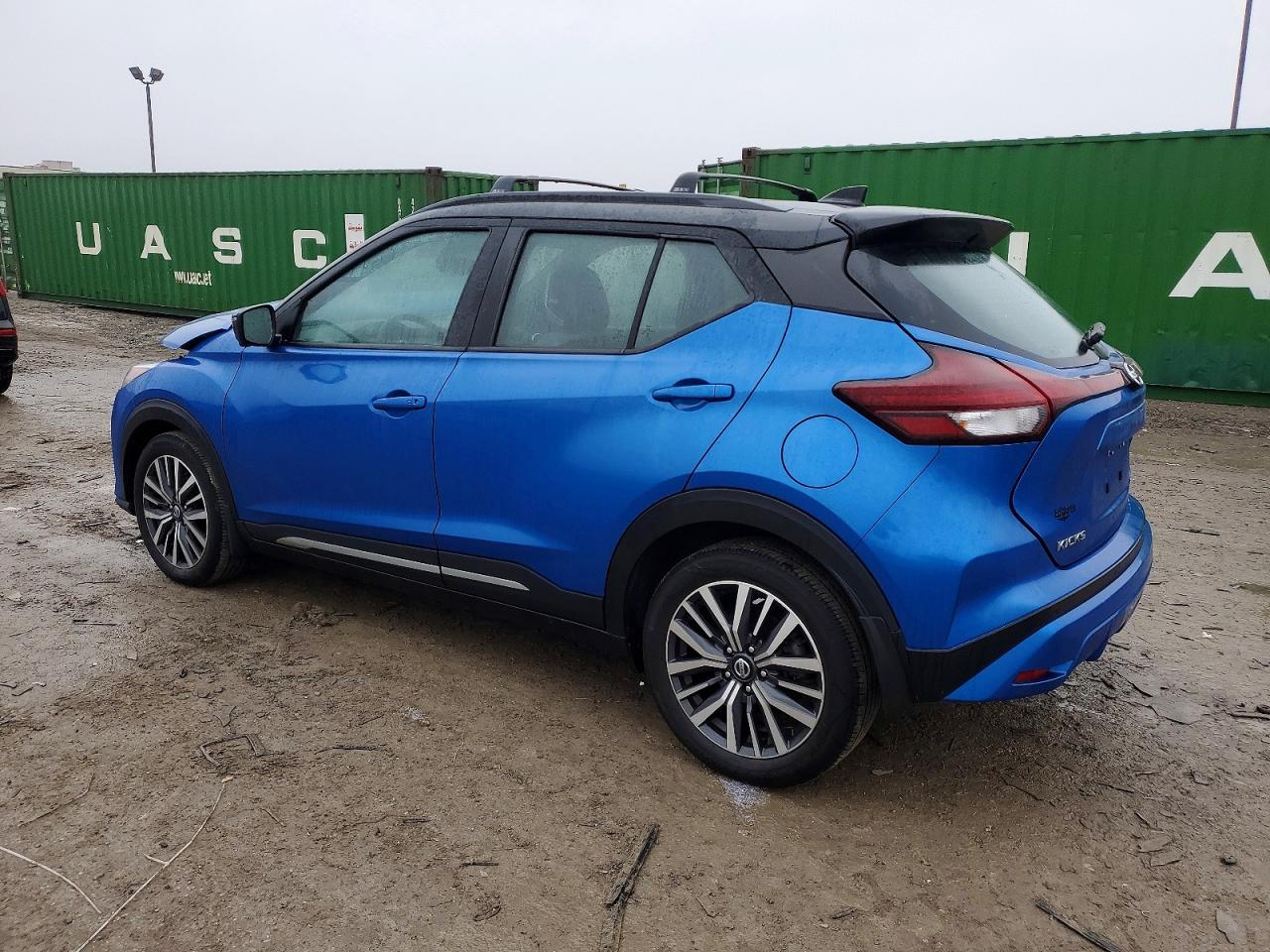 2021 NISSAN KICKS SR photo 2