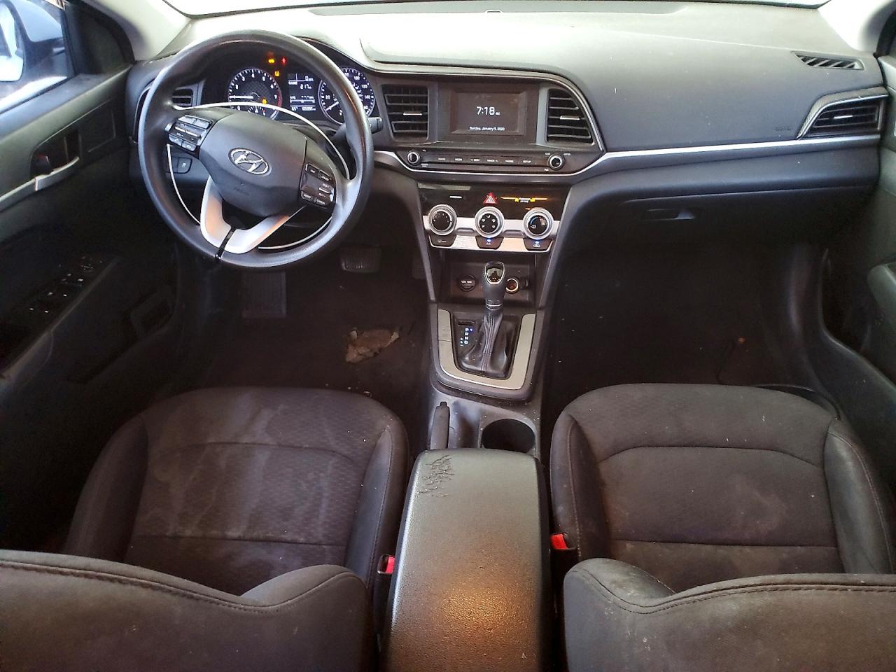 2019 HYUNDAI ELANTRA SE photo 8