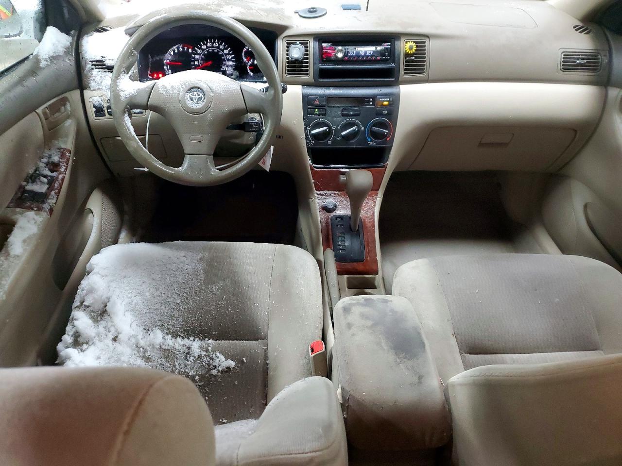 2006 TOYOTA COROLLA CE photo 8