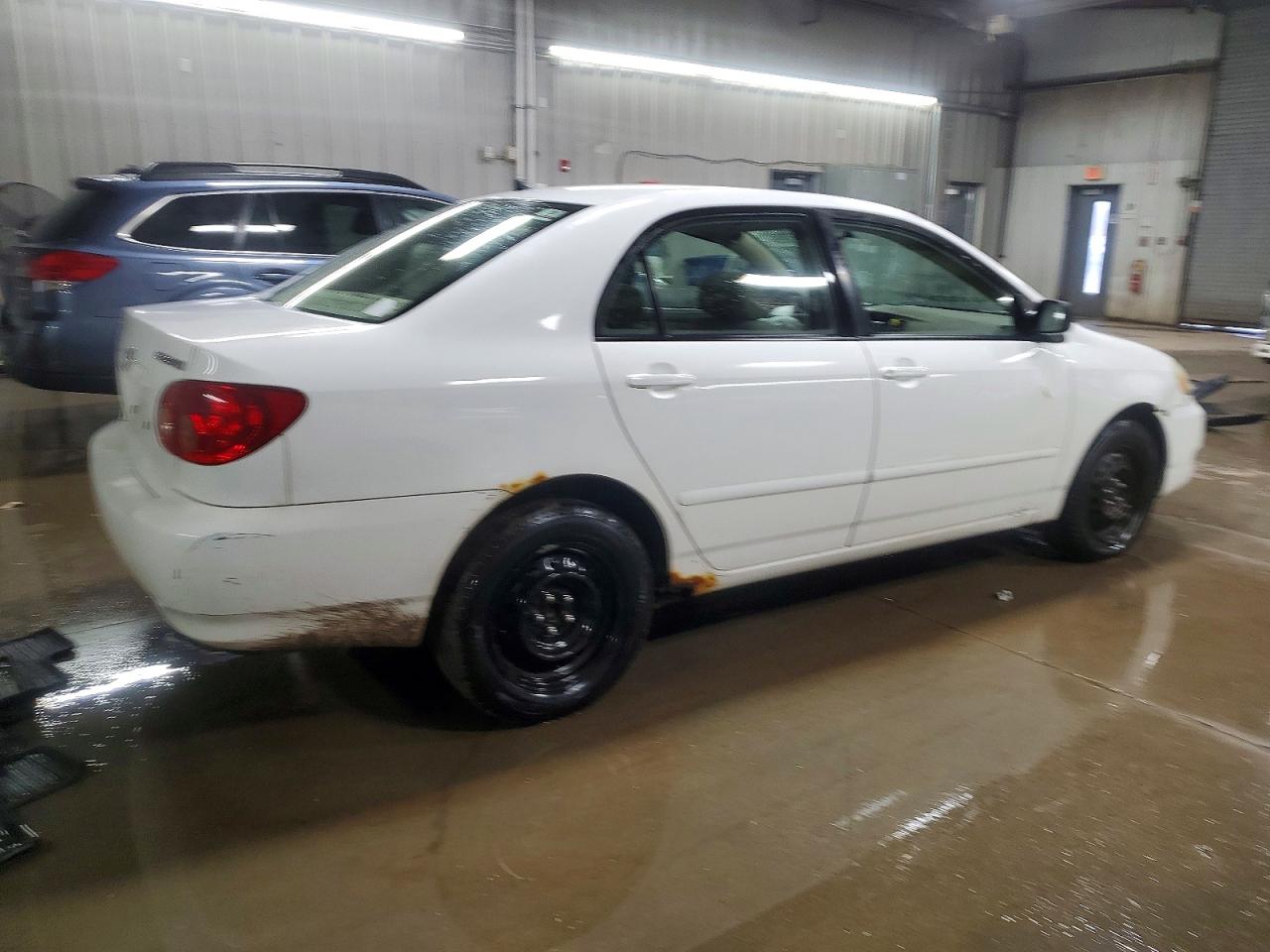 2006 TOYOTA COROLLA CE photo 3