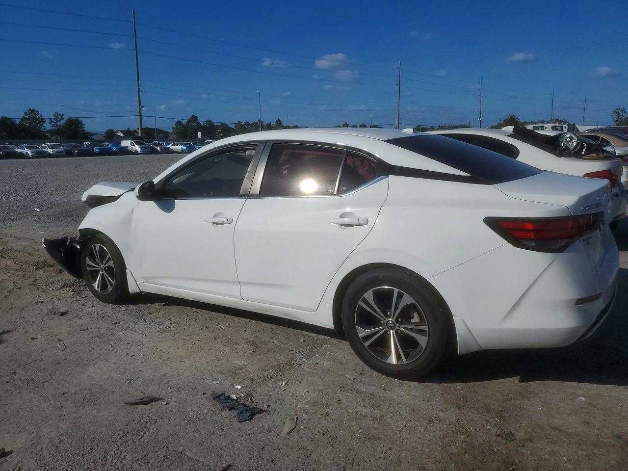 2022 NISSAN SENTRA SV photo 2