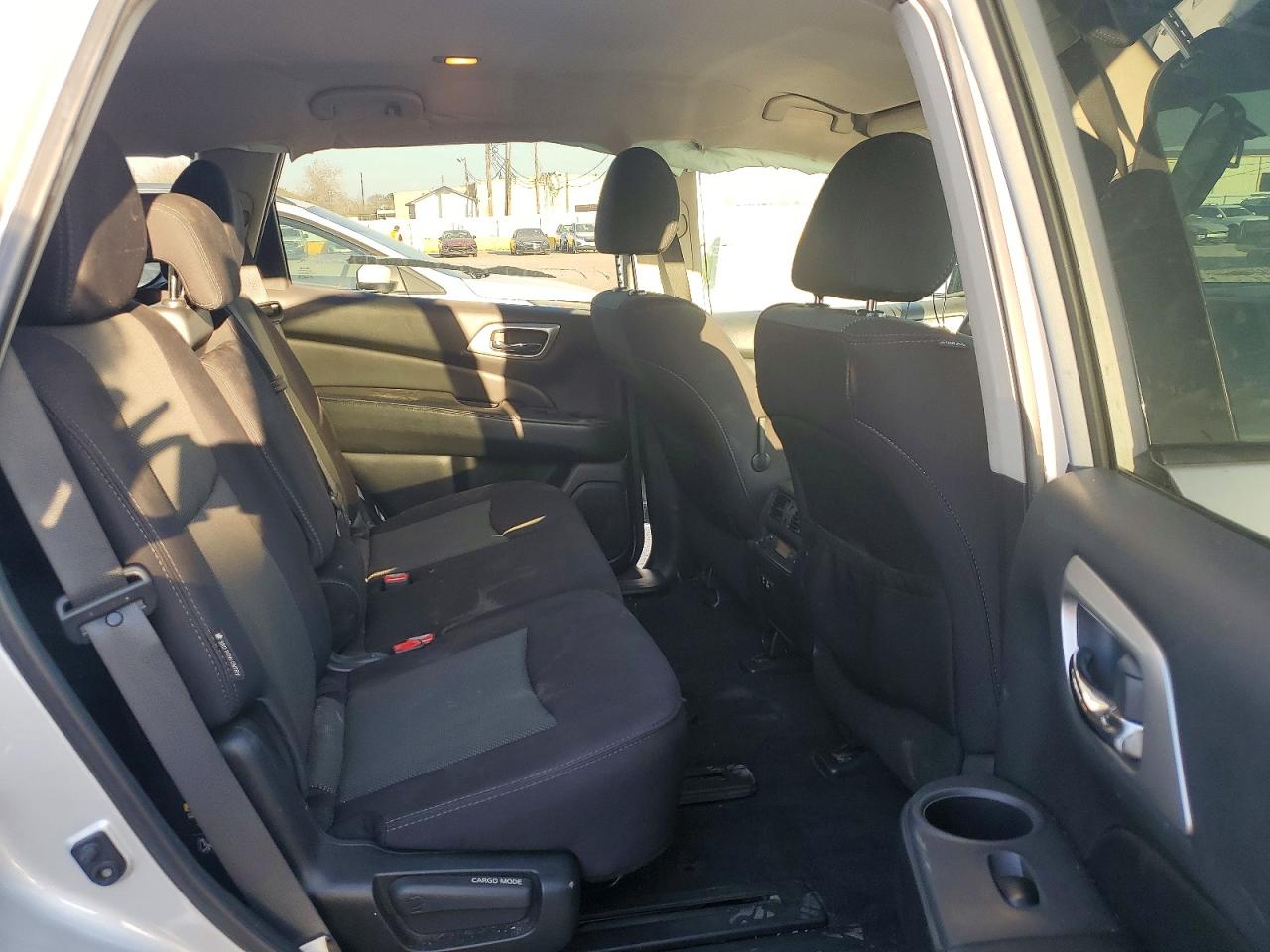 2020 NISSAN PATHFINDER SV photo 11