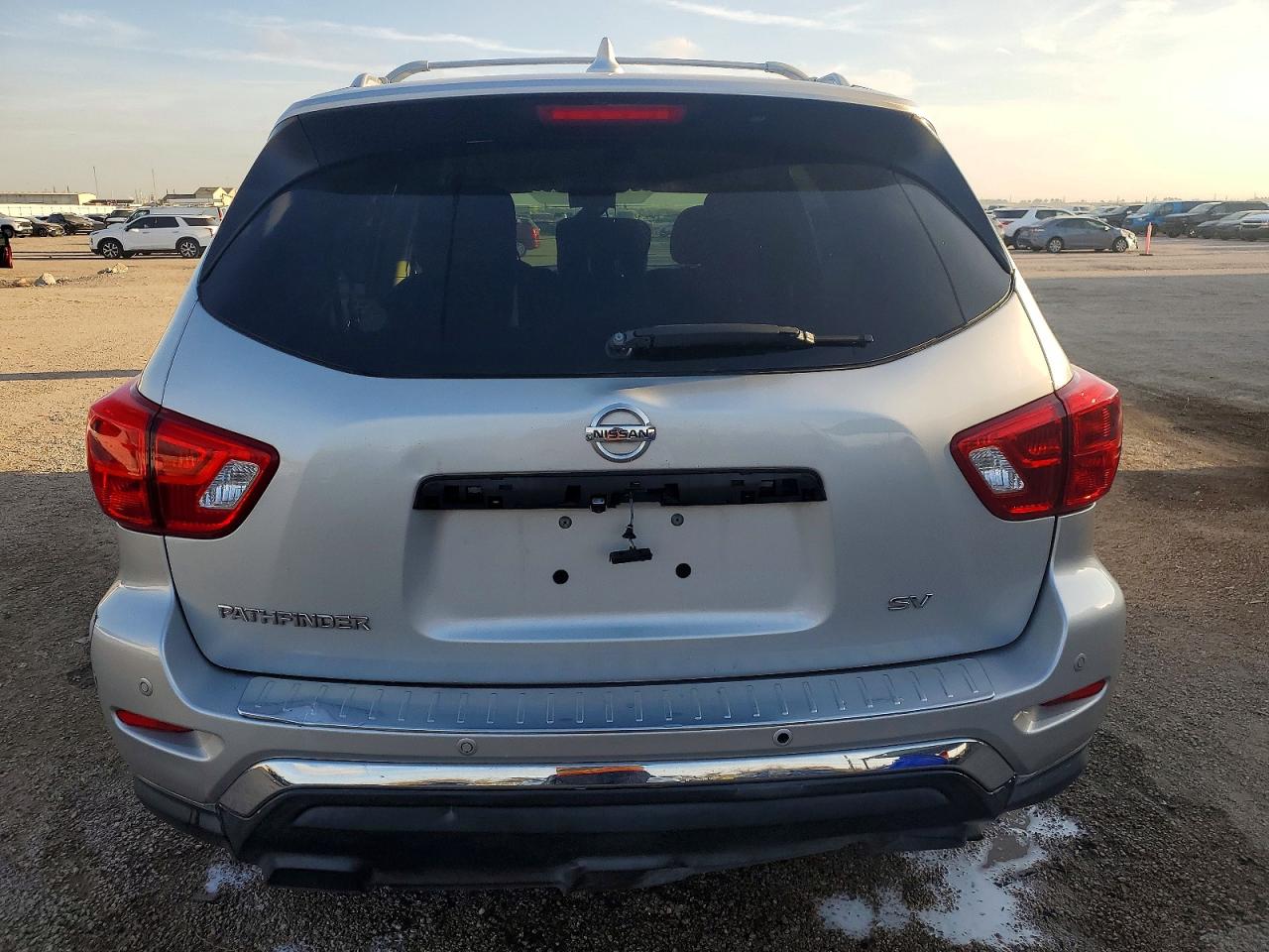 2020 NISSAN PATHFINDER SV photo 6