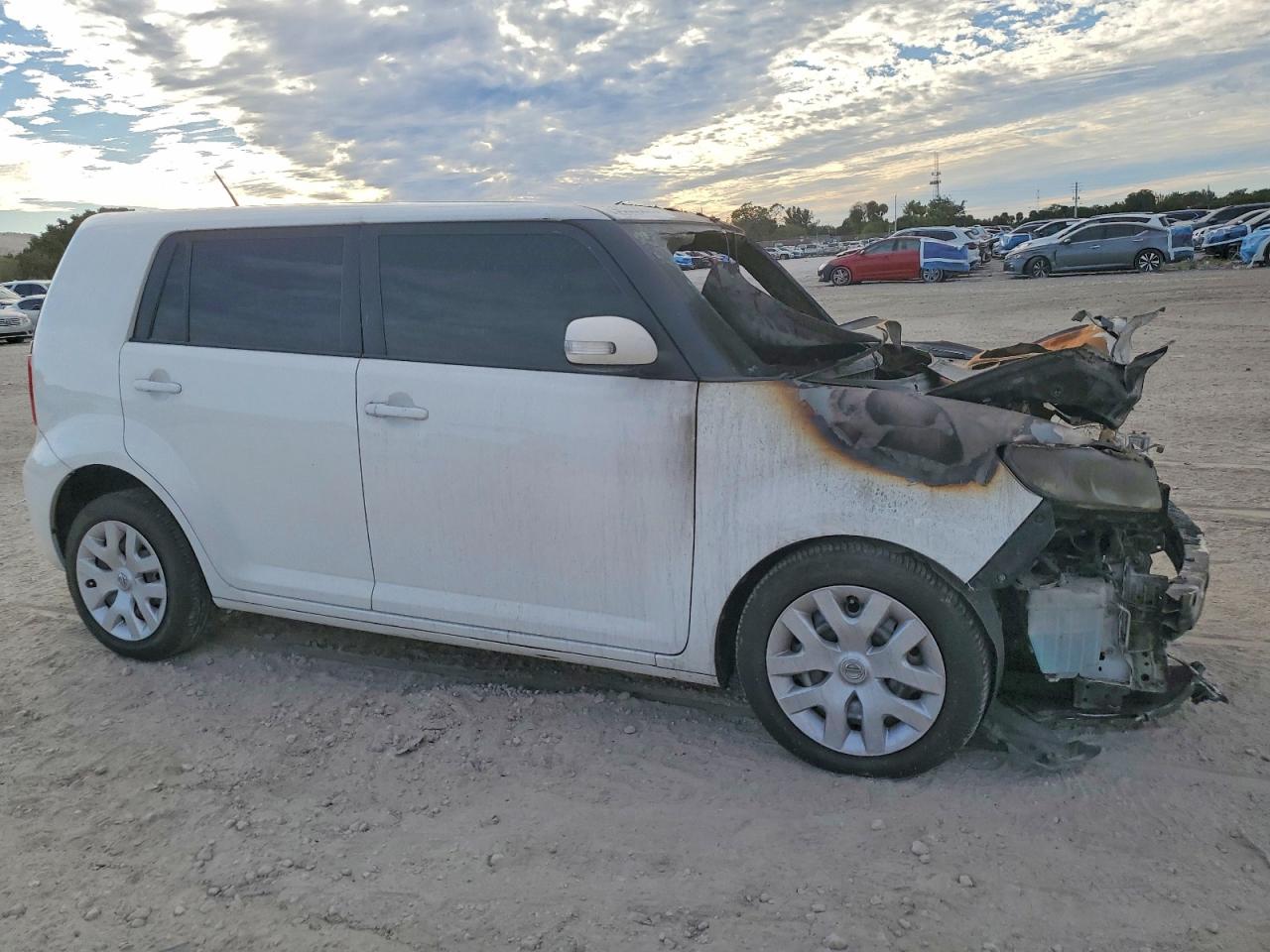 2008 TOYOTA SCION XB photo 7