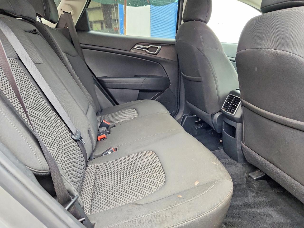 2023 KIA SPORTAGE LX photo 21