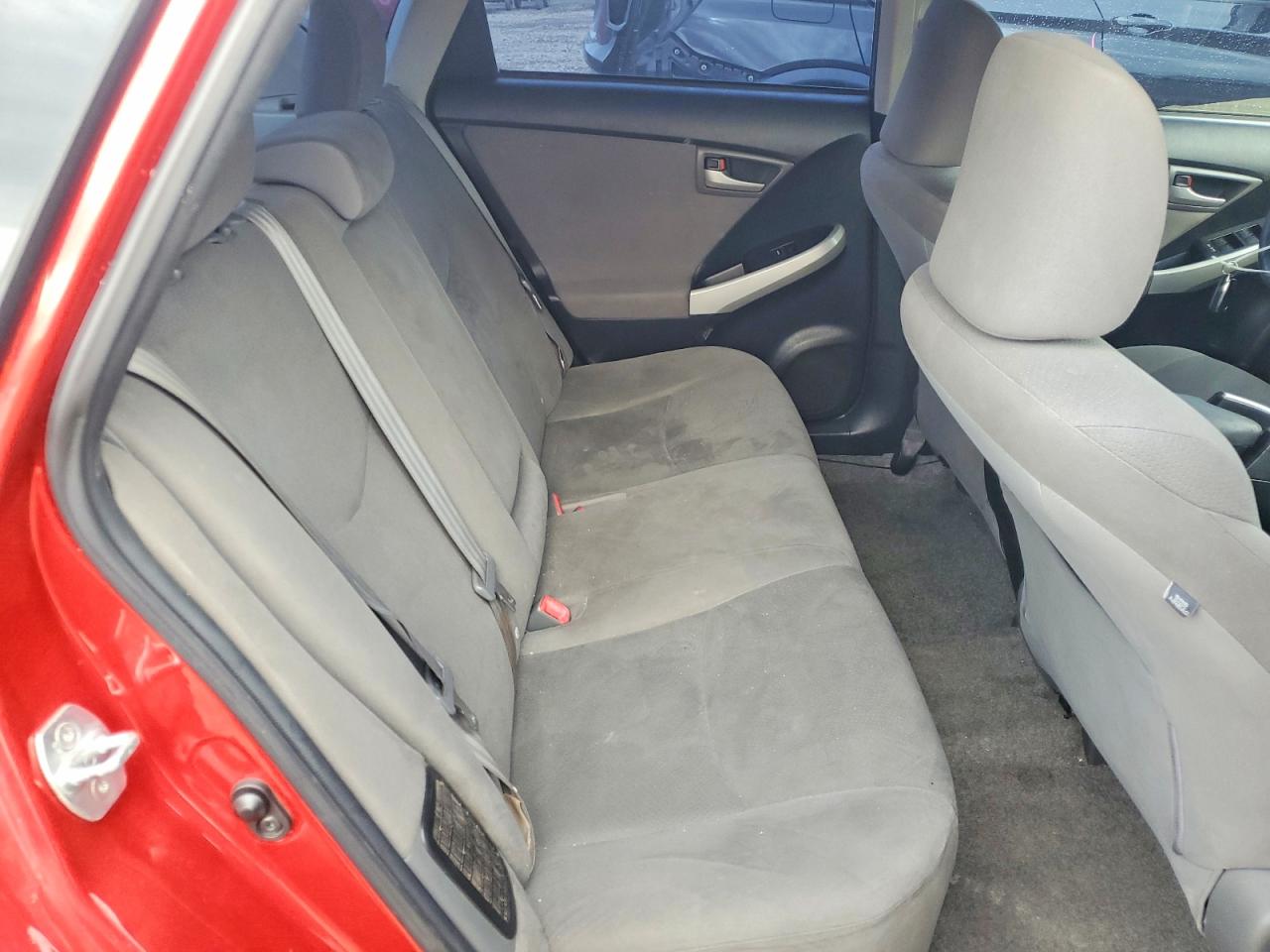 2013 TOYOTA PRIUS photo 10