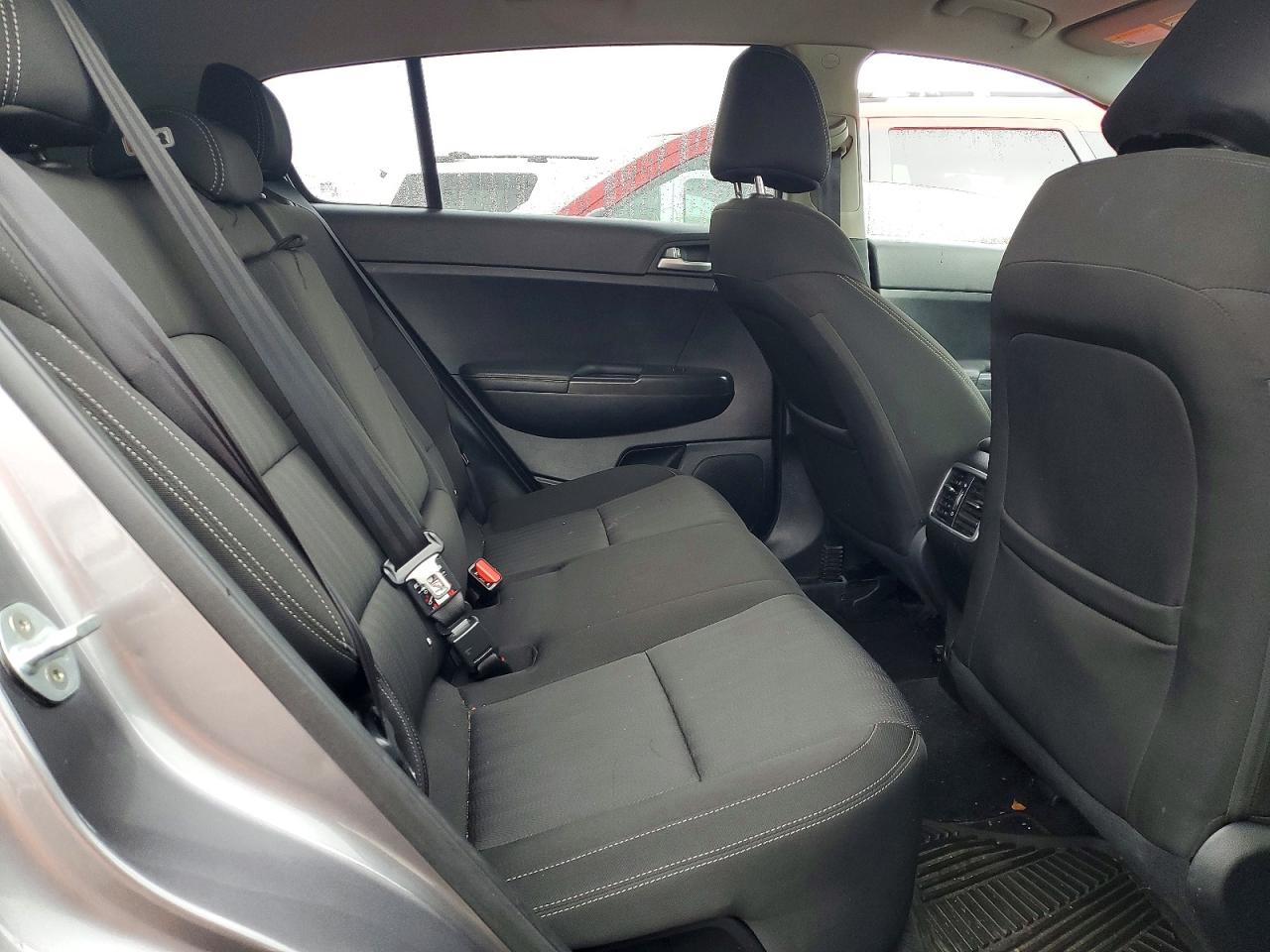 2017 KIA SPORTAGE LX photo 10