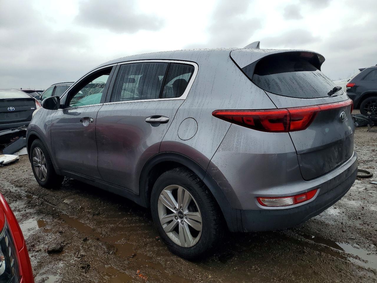 2017 KIA SPORTAGE LX photo 2