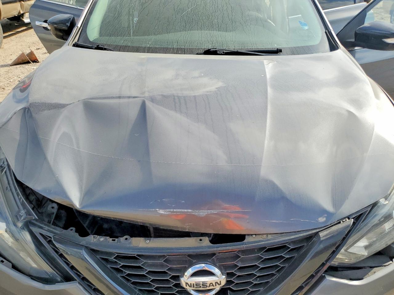 2018 NISSAN SENTRA S photo 11