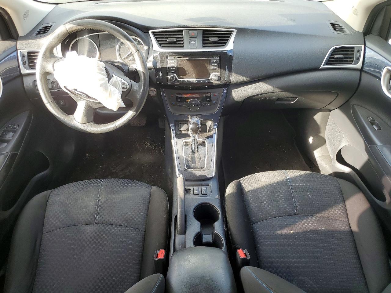 2018 NISSAN SENTRA S photo 8