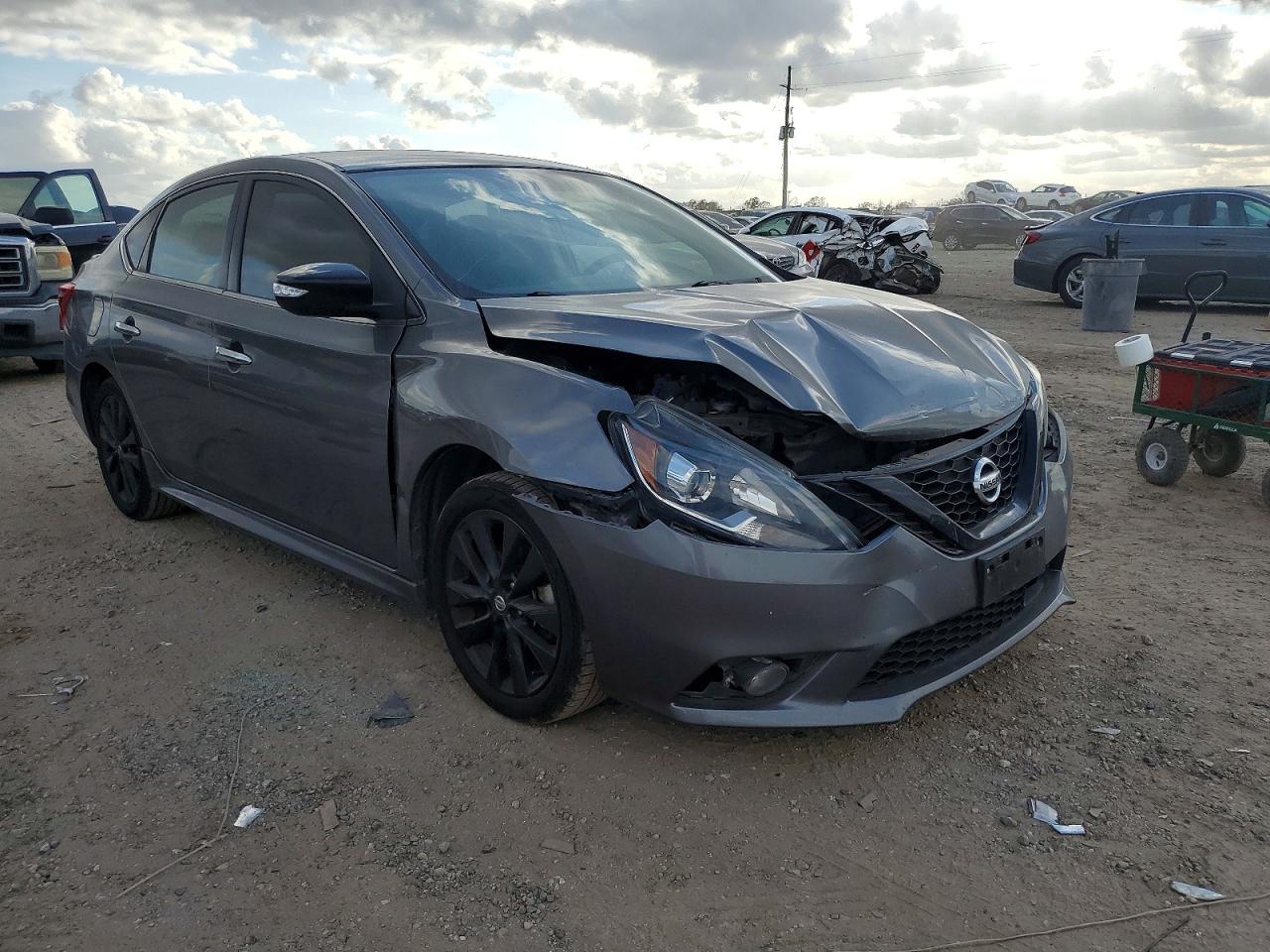 2018 NISSAN SENTRA S photo 4