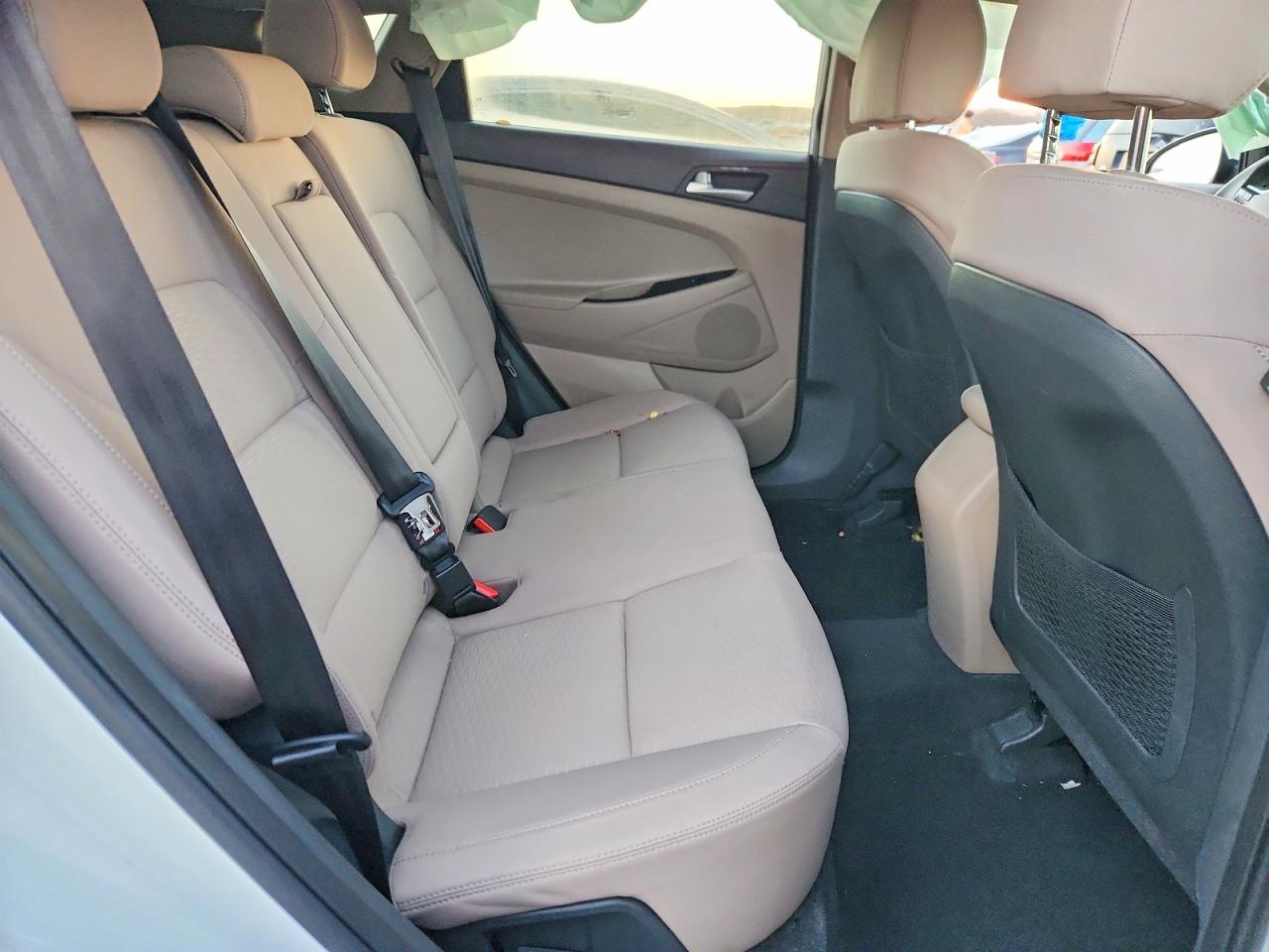 2021 HYUNDAI TUCSON SE photo 10