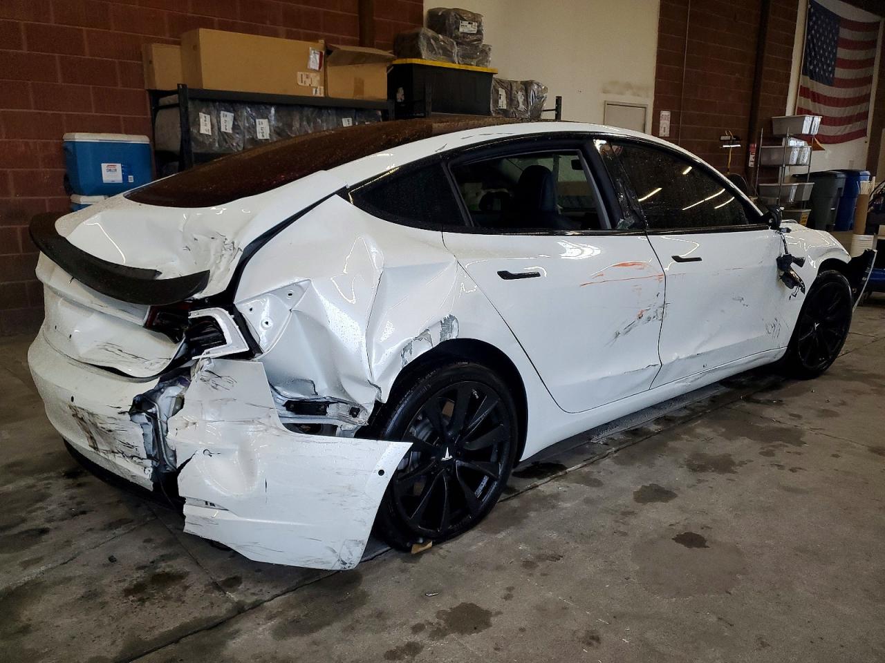 2018 TESLA MODEL 3 photo 3