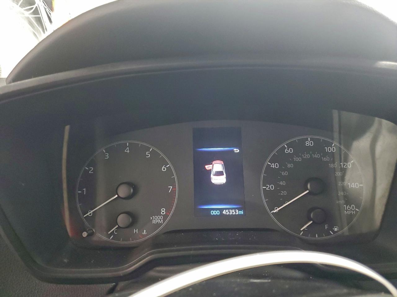 2024 TOYOTA COROLLA LE photo 9