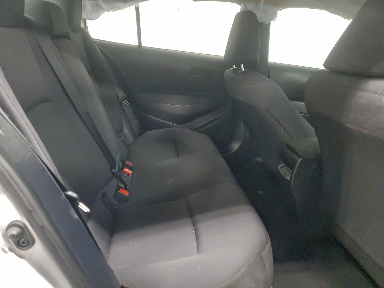 2024 TOYOTA COROLLA LE photo 10