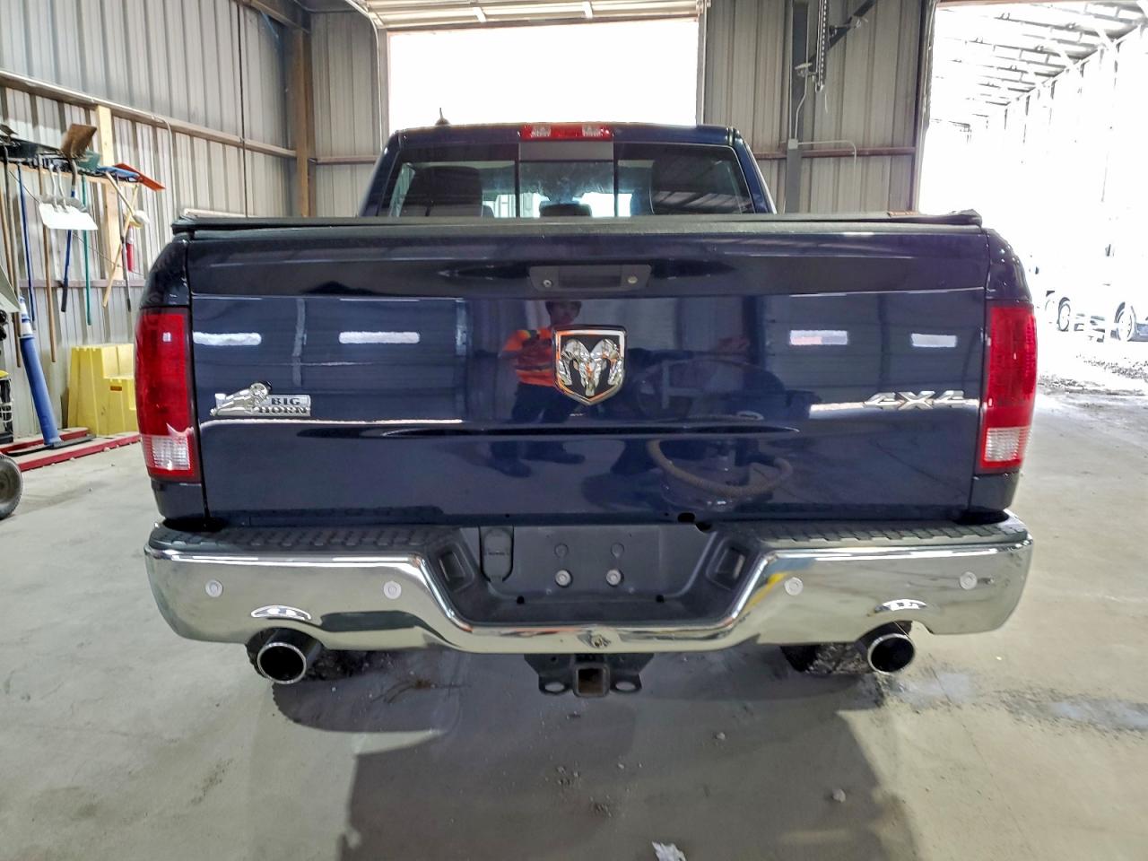 2015 RAM 1500 SLT photo 6