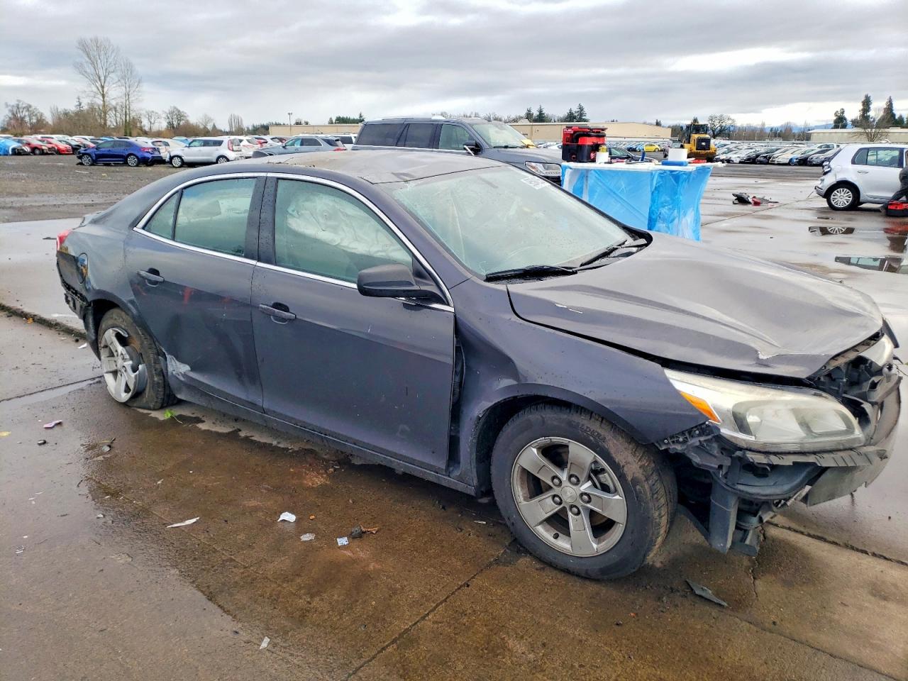 2013 CHEVROLET MALIBU LS photo 4