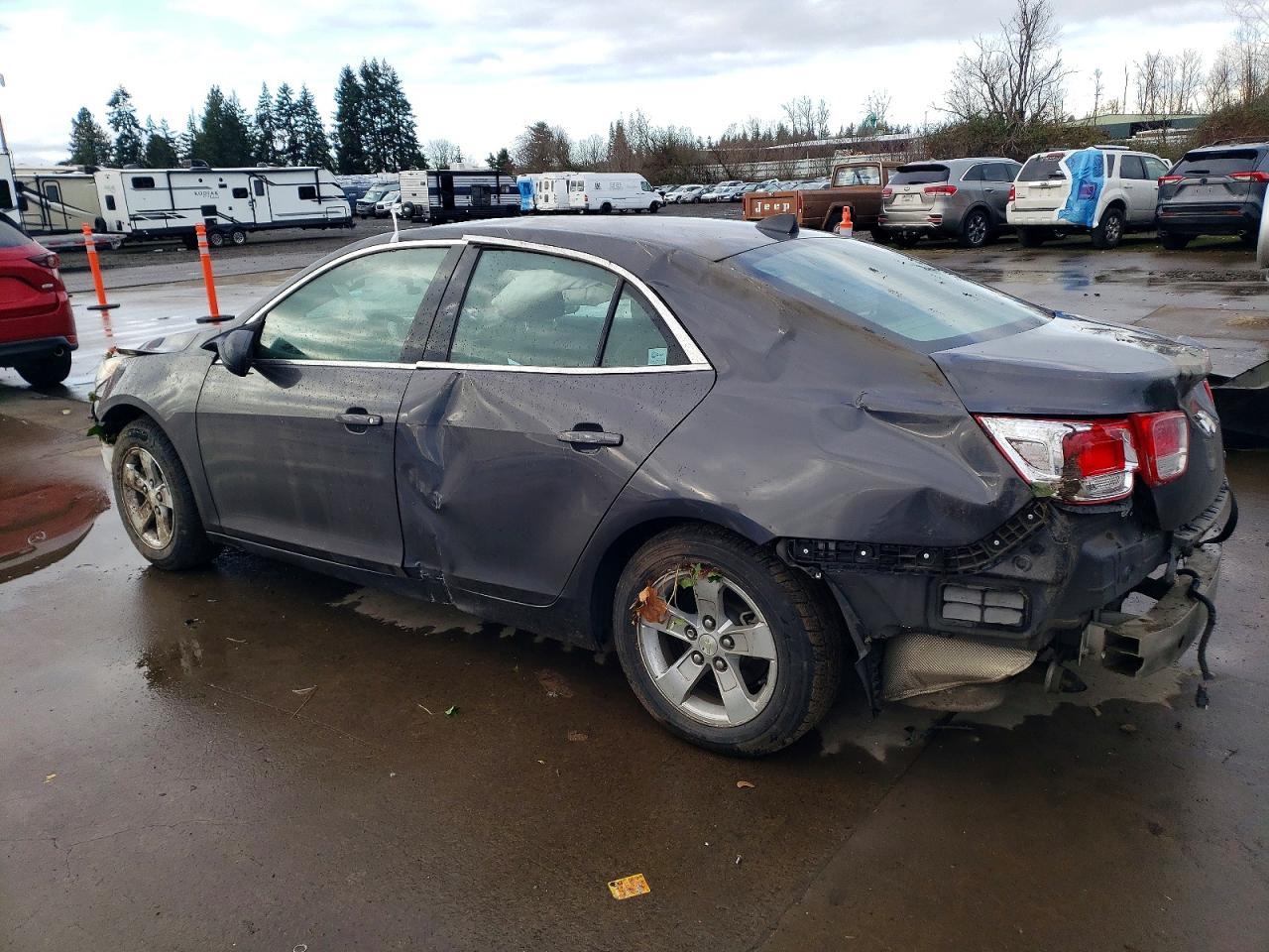 2013 CHEVROLET MALIBU LS photo 2