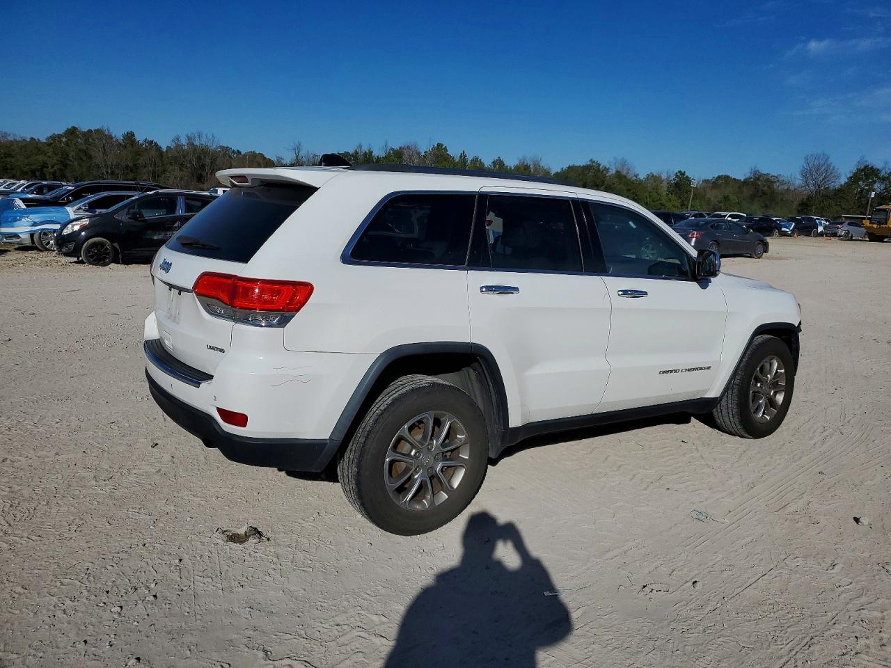 2015 JEEP GRAND CHEROKEE LIMITED photo 3