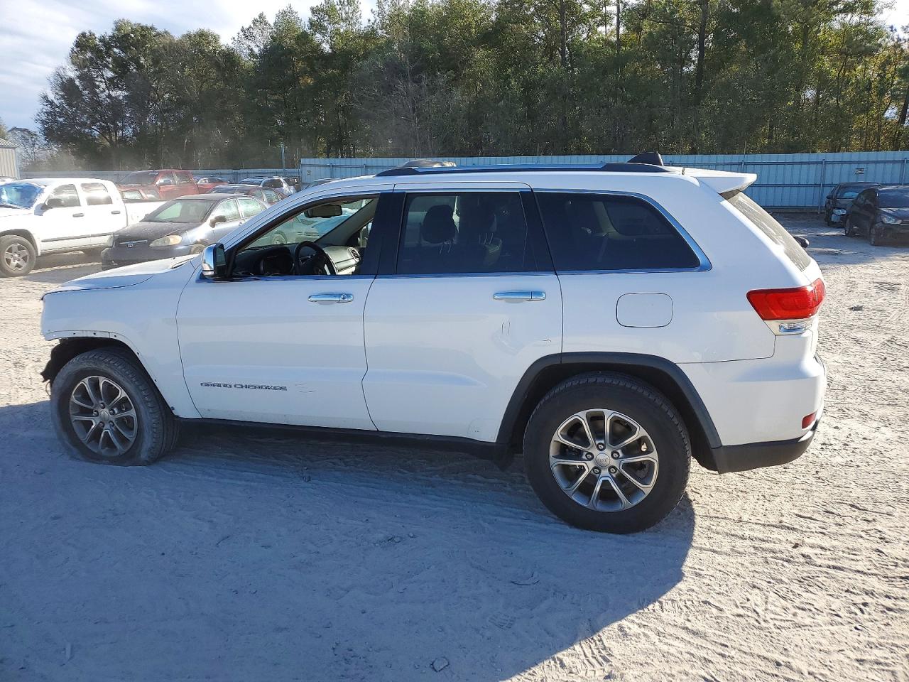 2015 JEEP GRAND CHEROKEE LIMITED photo 2