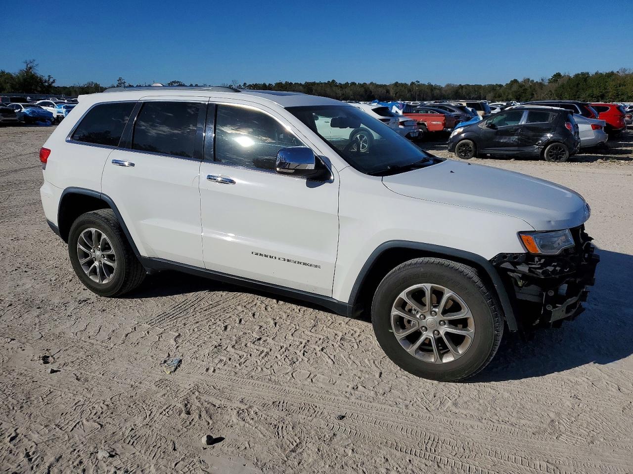 2015 JEEP GRAND CHEROKEE LIMITED photo 4