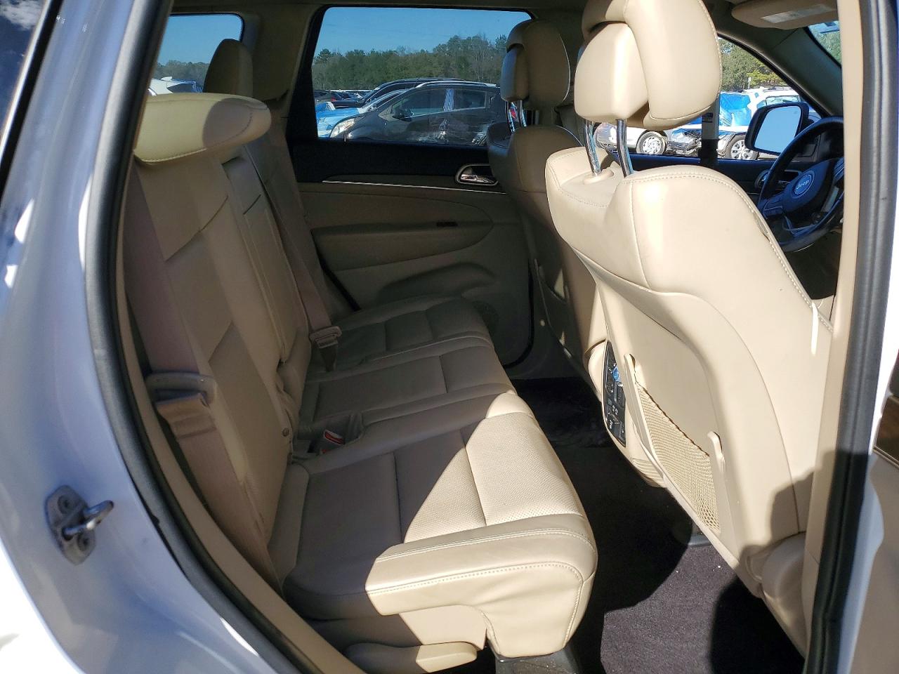 2015 JEEP GRAND CHEROKEE LIMITED photo 11