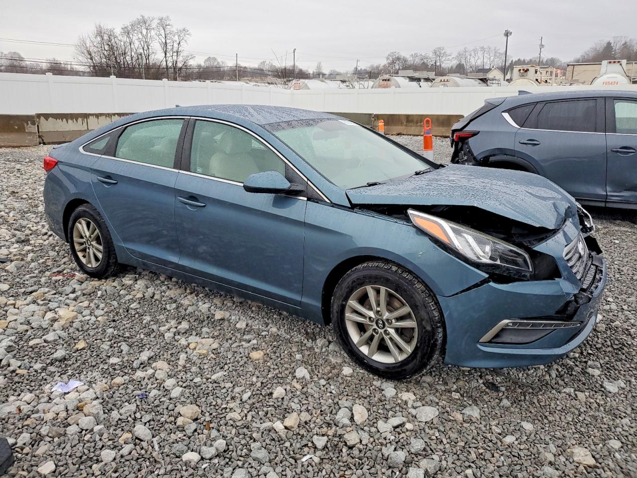 2015 HYUNDAI SONATA SE photo 4