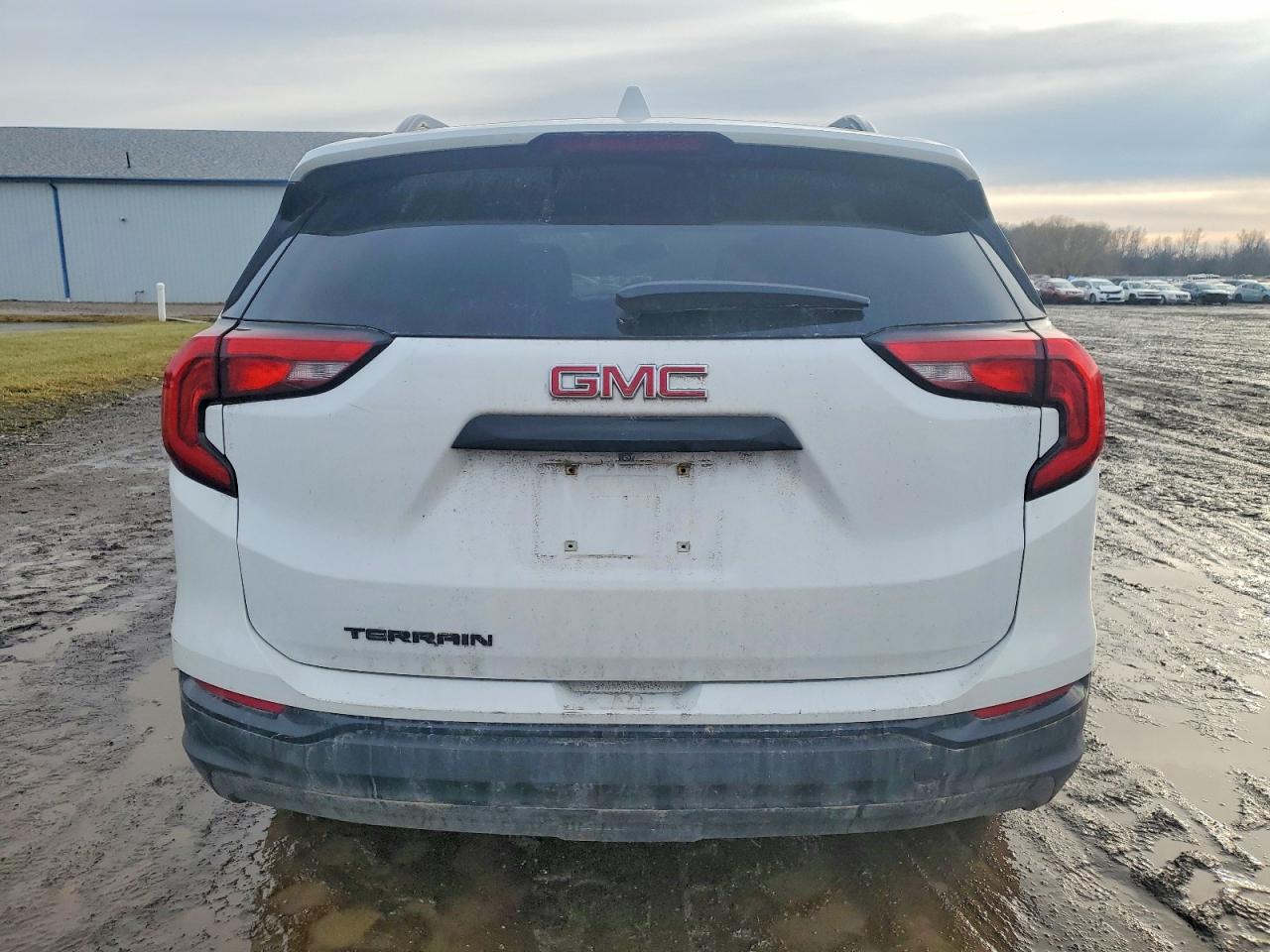 2019 GMC TERRAIN SLE photo 16