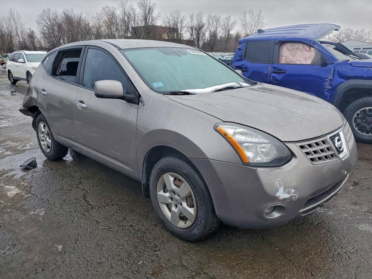 2010 NISSAN ROGUE S photo 4