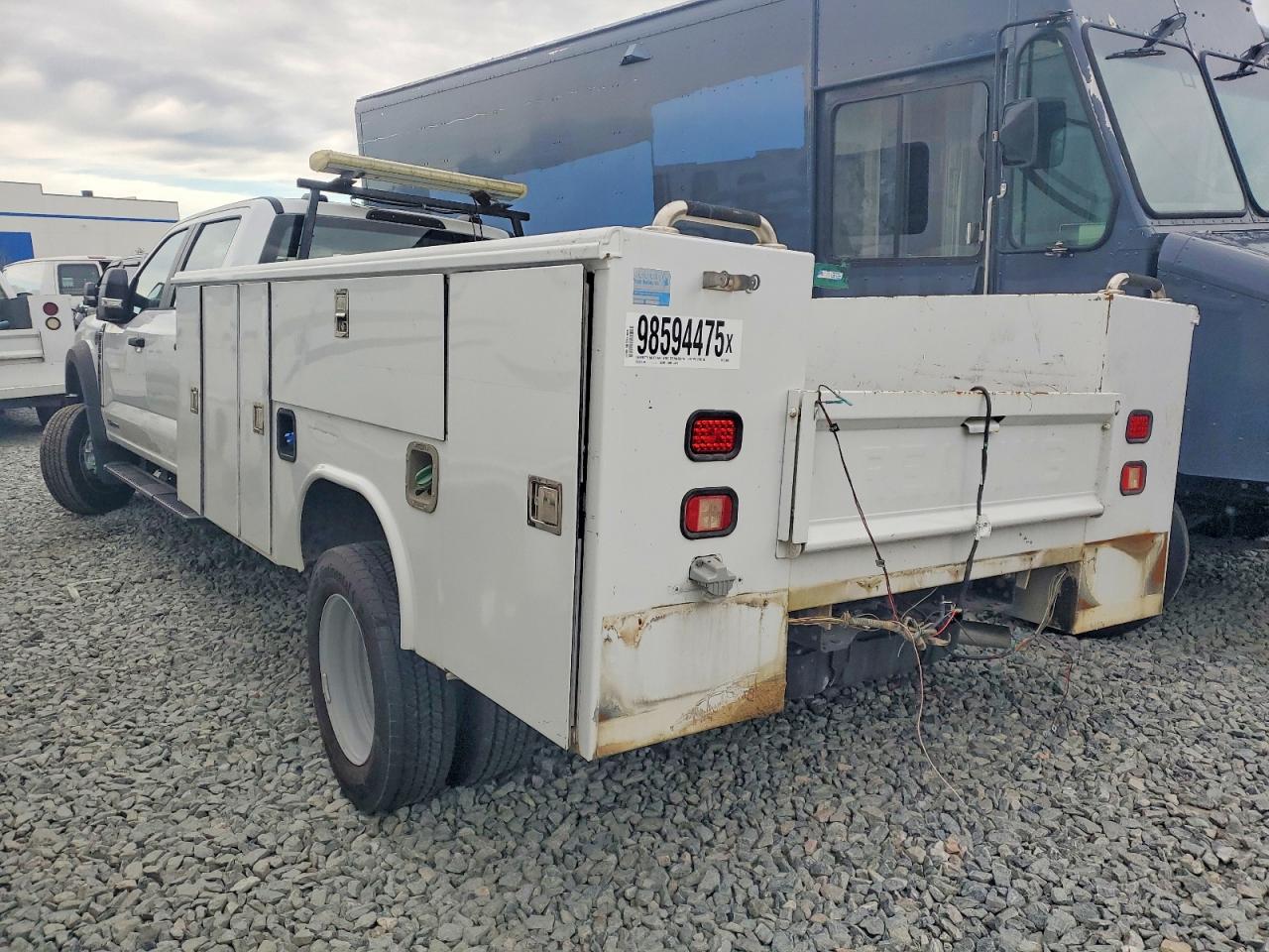 2024 FORD F550 SUPER DUTY UTILITY / SERVICE TRUCK photo 2