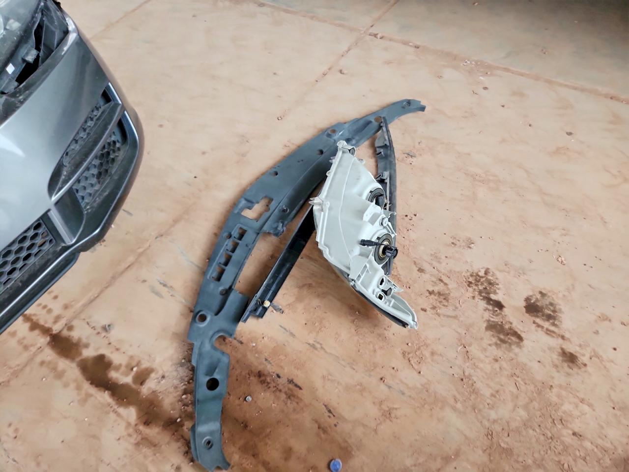 2012 TOYOTA CAMRY BASE photo 12