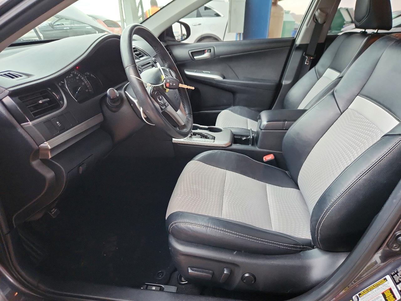 2012 TOYOTA CAMRY BASE photo 7